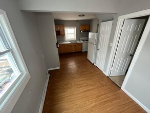 129 S Park St, Unit Unit 1 in Elizabeth, NJ - Building Photo - Building Photo