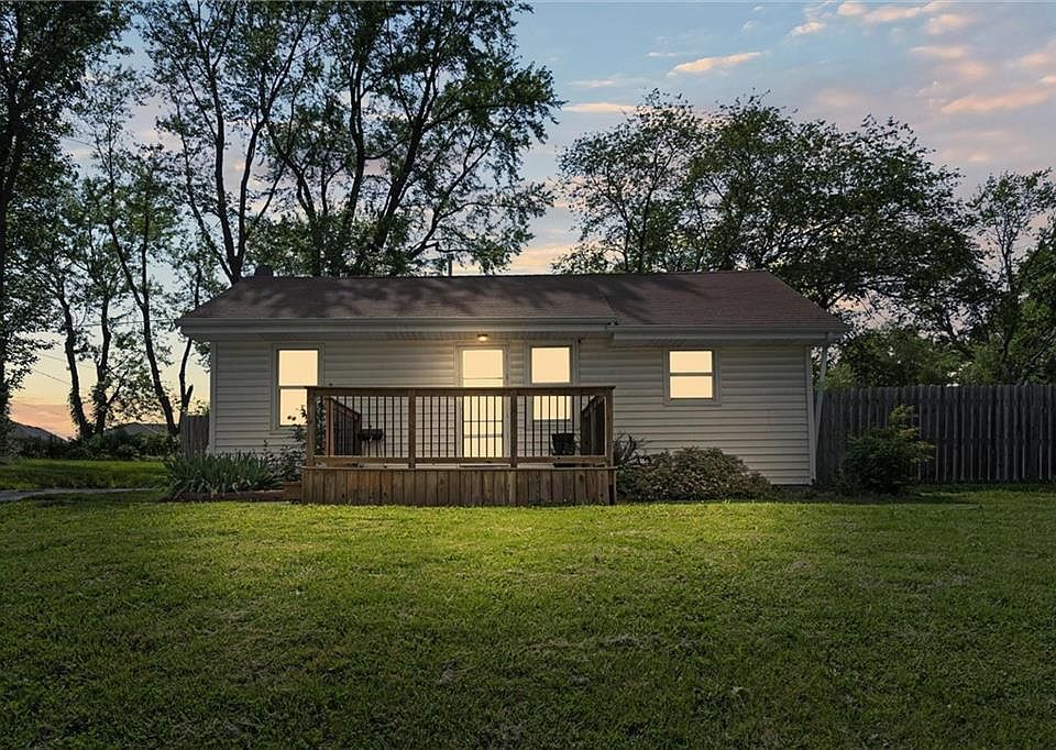 4724 NE Kelsey Rd in Kansas City, MO - Building Photo