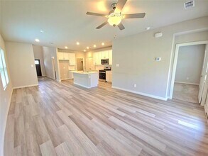 2234 Clf Spgs Dr in Heartland, TX - Building Photo - Building Photo
