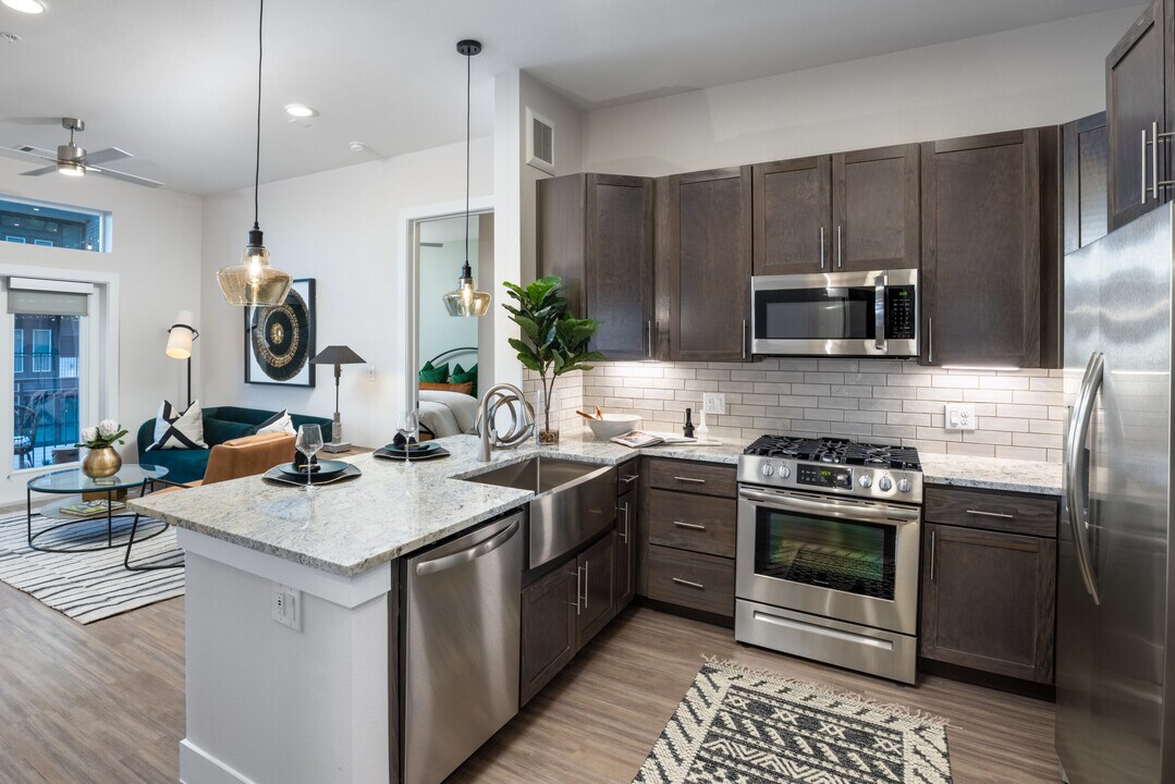 1499 Crockett St in Houston, TX - Building Photo