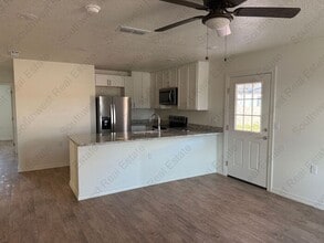 2131 Bobwhite Ct in Clovis, NM - Building Photo - Building Photo