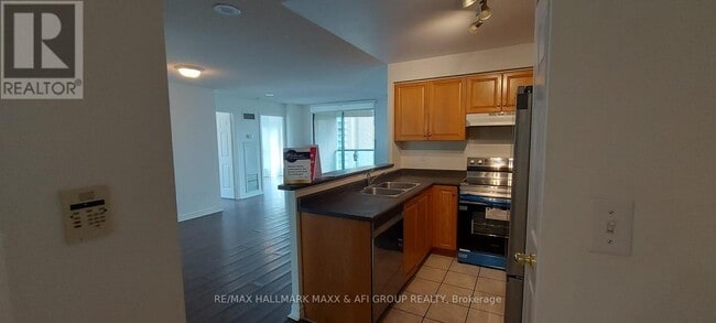 property at 7-1107 Lorraine Dr