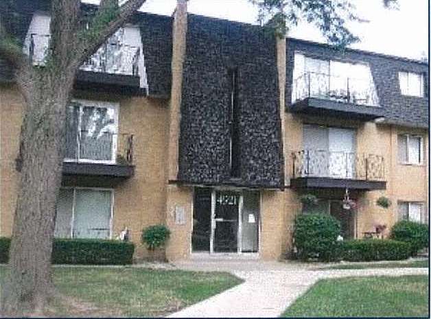 4921 W 109th St in Oak Lawn, IL - Foto de edificio