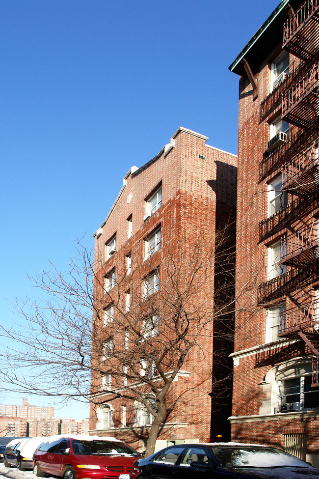 300 Wadsworth Ter in New York, NY - Building Photo - Building Photo