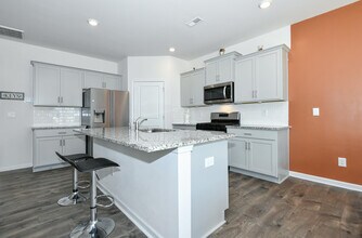 4716 Reedy Creek Farm Cir in Greensboro, NC - Building Photo - Building Photo