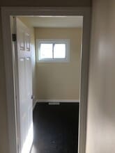 2451 Danz Ave in Kettering, OH - Foto de edificio - Building Photo