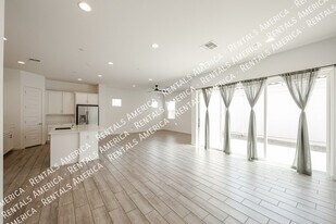 3812 E Bartlett Way in Chandler, AZ - Building Photo