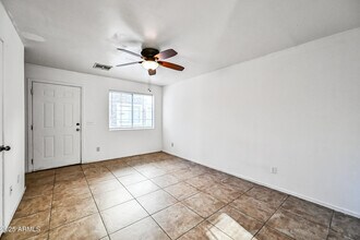 2243 W Morten Ave in Phoenix, AZ - Building Photo - Building Photo