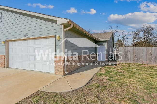 property at 645 N Grandstone St