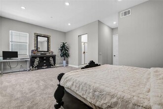 224 Merit in Irvine, CA - Building Photo - Building Photo