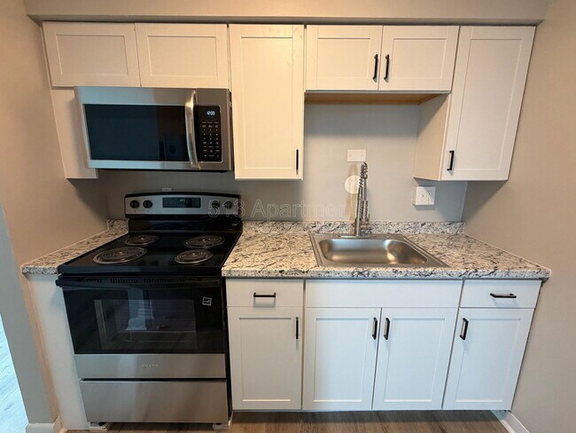 property at 5146 Carthage Ave