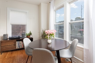 15004 Saint Paul St in Grosse Pointe Park, MI - Building Photo - Building Photo