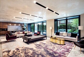 70 Charlton St, Unit 9C in New York, NY - Foto de edificio - Building Photo