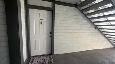 468 NE 206th Ln, Unit Carmel Lakes in Miami, FL - Foto de edificio - Building Photo