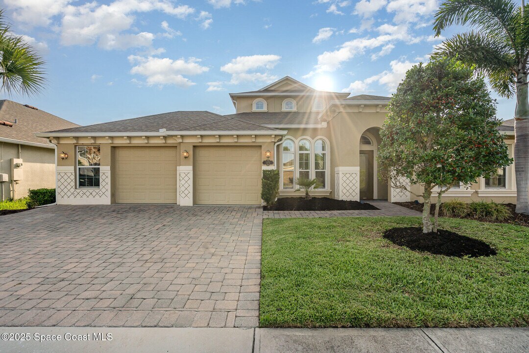 3470 Tabitha Ct in Melbourne, FL - Foto de edificio