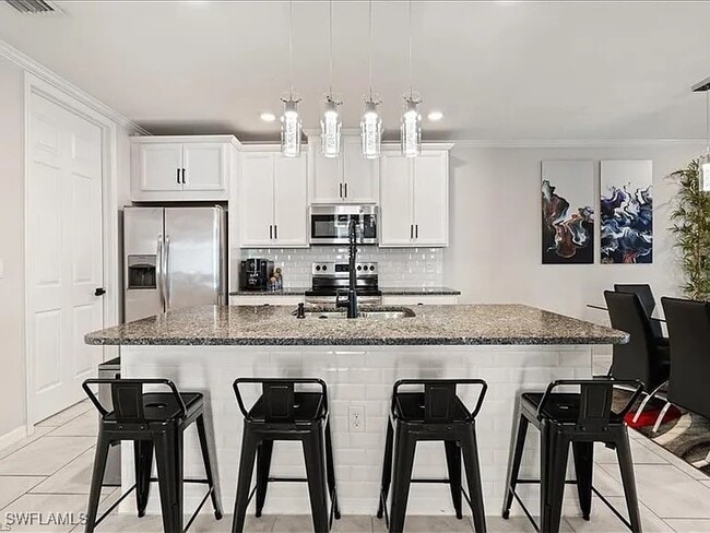 property at 14672 Edgewater Cir