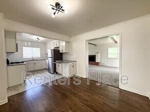 2215 S Winston Ave in Tulsa, OK - Building Photo - Building Photo