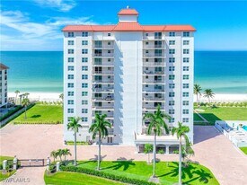 10691 Gulf Shore Dr, Unit 1201 in Naples, FL - Building Photo