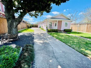 1205 Nadine St in Houston, TX - Building Photo - Building Photo