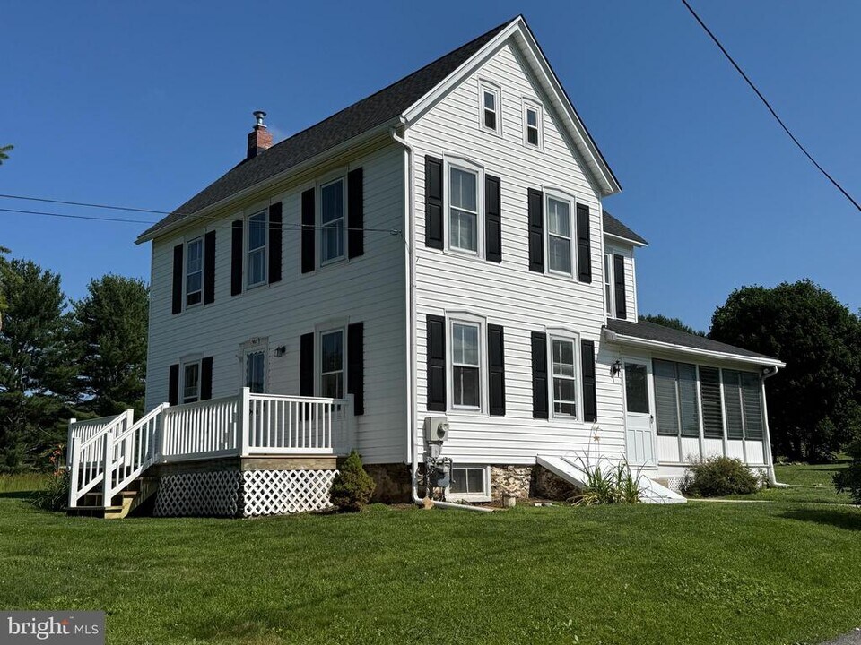 905 Conner Rd in West Chester, PA - Building Photo