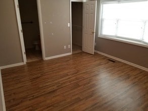 2136 Flagstone Ct in Greenville, NC - Building Photo - Building Photo
