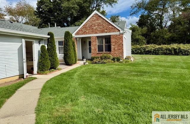 41 Wycoff Way E in East Brunswick, NJ - Building Photo - Building Photo