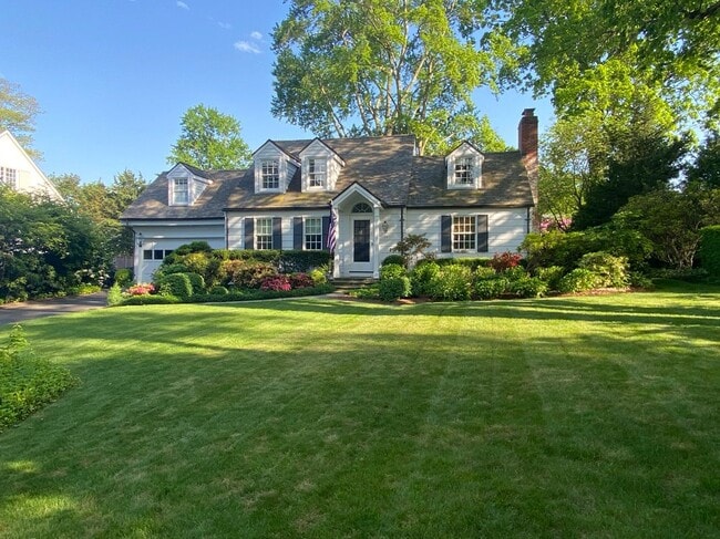 property at 51 Hawthorne Rd