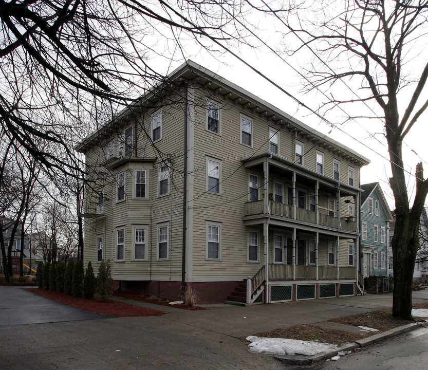 102-104 Dexter St in Providence, RI - Building Photo