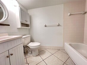 13455 SW 16th Ct in Pembroke Pines, FL - Building Photo - Building Photo