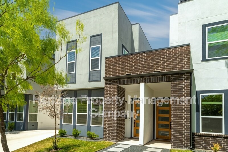 719 Eleanor Ave in San Antonio, TX - Building Photo