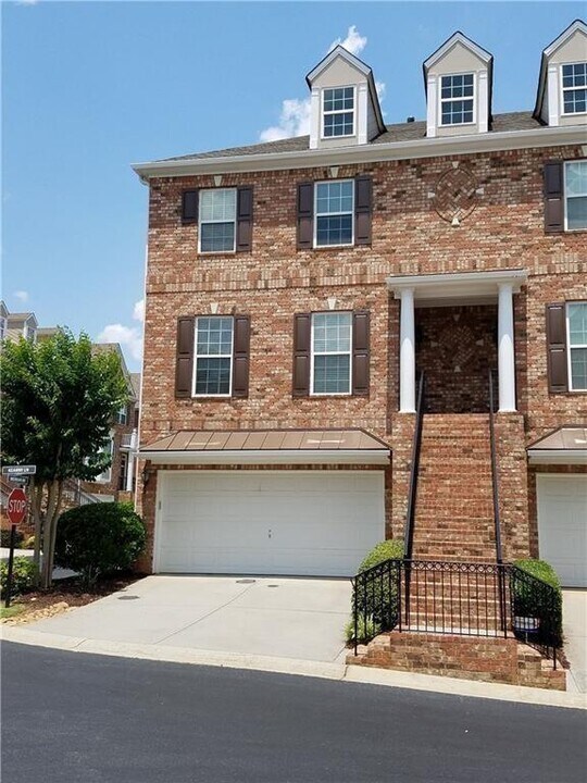 6072 Kearny Ln in Duluth, GA - Building Photo
