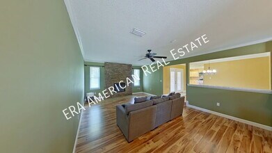 501 Brian Cir in Mary Esther, FL - Building Photo - Building Photo