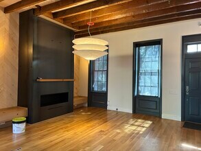 231 Catharine St in Philadelphia, PA - Foto de edificio - Building Photo