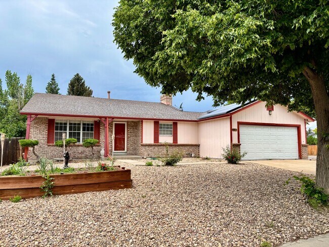 property at 4313 S Biscay St