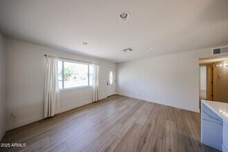 7501 E Pierce St in Scottsdale, AZ - Building Photo - Building Photo