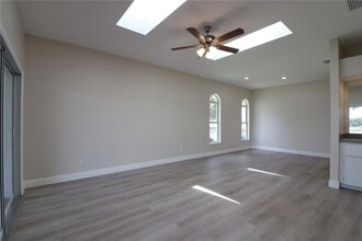 21716 King John St in Leesburg, FL - Building Photo - Building Photo