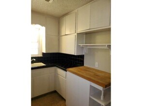 309 SW H Ave in Lawton, OK - Building Photo - Building Photo