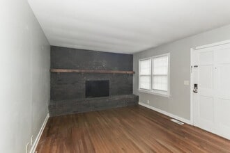 960 7th Pl in Pleasant Grove, AL - Building Photo - Building Photo