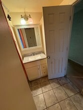 412 Lafayette St, Unit Lower in Jamestown, NY - Foto de edificio - Building Photo