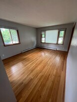 604 9th St S in Fargo, ND - Building Photo