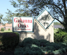 Gahanna Oaks Condominium in Columbus, OH - Building Photo - Building Photo