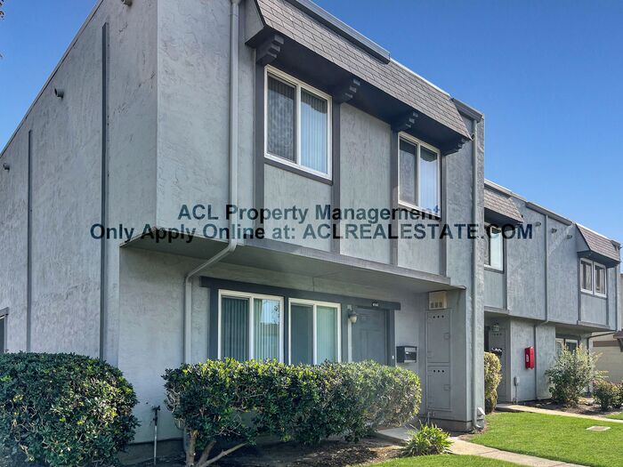 4163 Rainbow Terrace in Fremont, CA - Foto de edificio