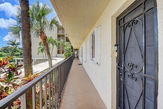 890 N Federal Hwy in Lantana, FL - Building Photo - Building Photo