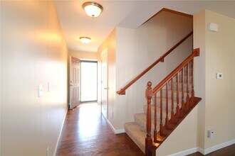 643 Country Heights Dr in O'Fallon, MO - Building Photo - Building Photo