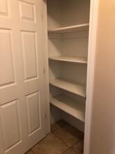 38280 North Ln in Willoughby, OH - Building Photo - Building Photo