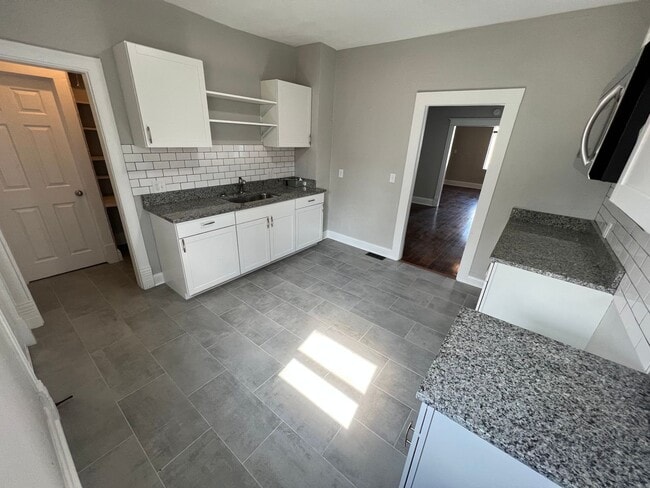 property at 2711 Howard St