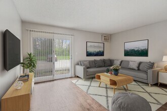 1410 W White River Blvd in Muncie, IN - Building Photo - Building Photo