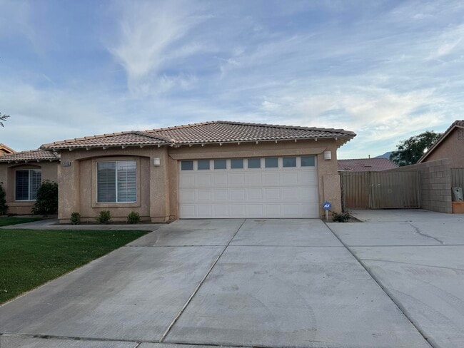79915 Memorial Pl in La Quinta, CA - Building Photo - Building Photo