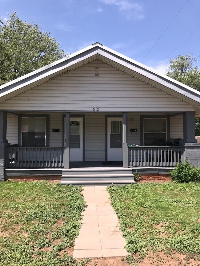 property at 612 SW 17th Ave