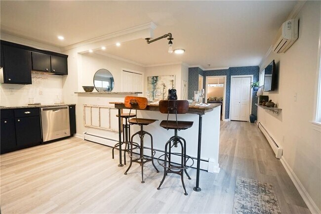 property at 603 Thames St